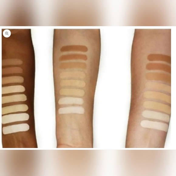 "CONCEAL ME" CONCEALER SET WITH CONCEALER, SPONGES, AND BRUSH APPLICATORS - Picture 2 of 4